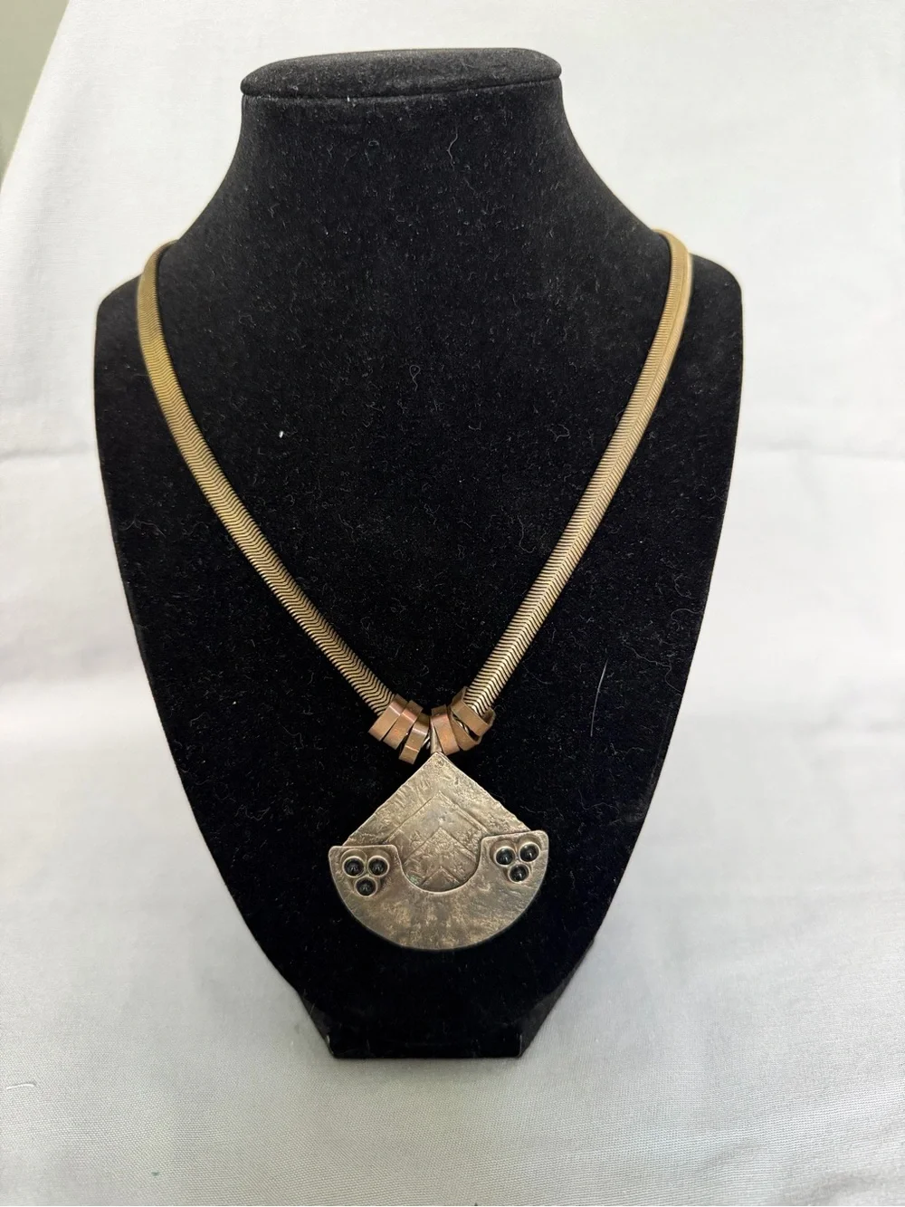 Antique-Style Mixed Metal Fan Pendant Necklace